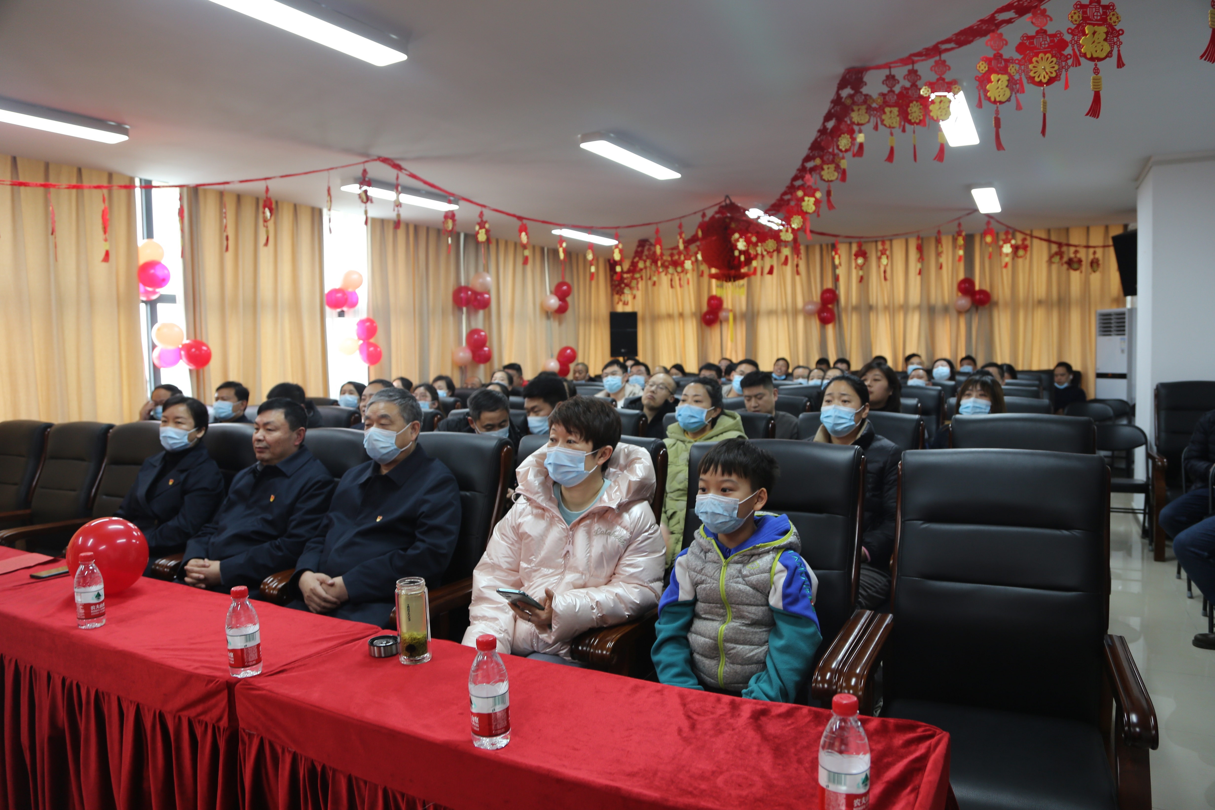 2月15日，直屬分公司舉辦2022年“歡樂猜燈謎?喜慶鬧元宵”聯(lián)歡會(huì) 楊文博_.jpg