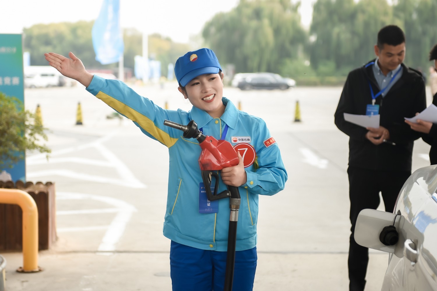 加油站服務(wù)操作.jpg